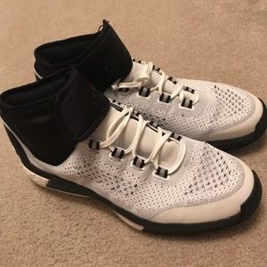 Adidas crazy light mid basketball shoes